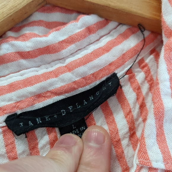 Jane and Delaney Button Down Size Large - Picture 3 of 3